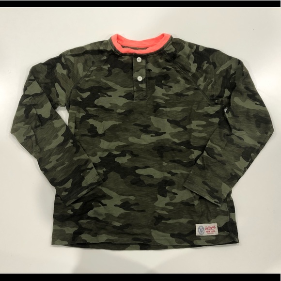 GAP Camo long sleeve - Picture 1 of 2